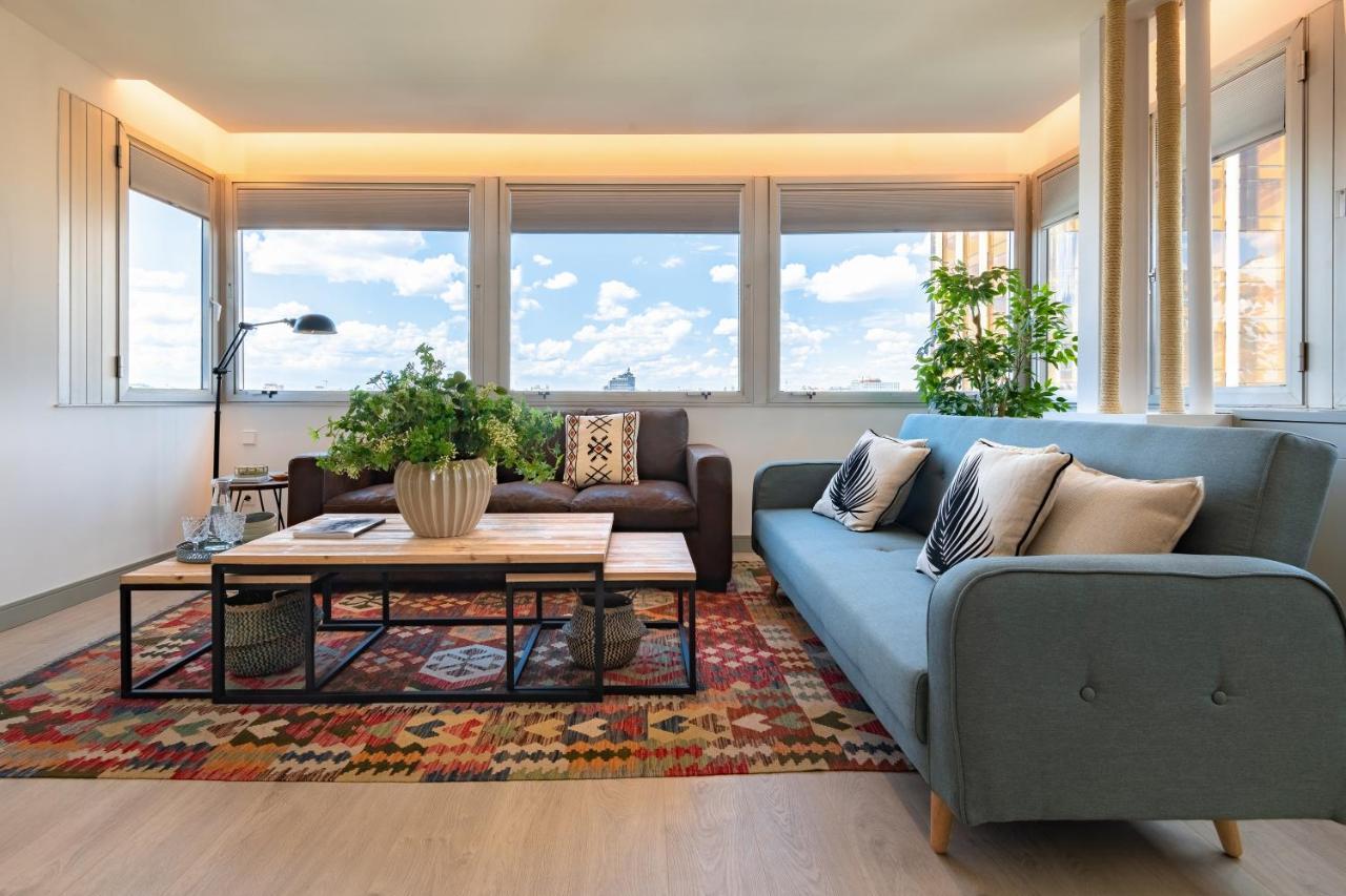 2 Bedrooms 1 Bathroom Furnished - Justicia - Incredible Views - Mintystay Мадрид Екстериор снимка