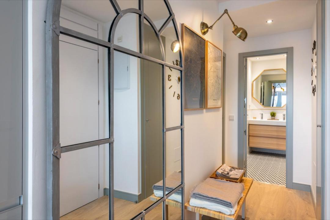 2 Bedrooms 1 Bathroom Furnished - Justicia - Incredible Views - Mintystay Мадрид Екстериор снимка